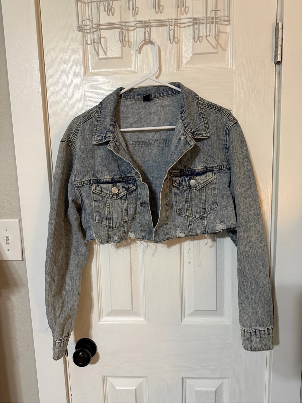 Windsor Women’s Cropped Distressed Denim Jacket - Light Blue